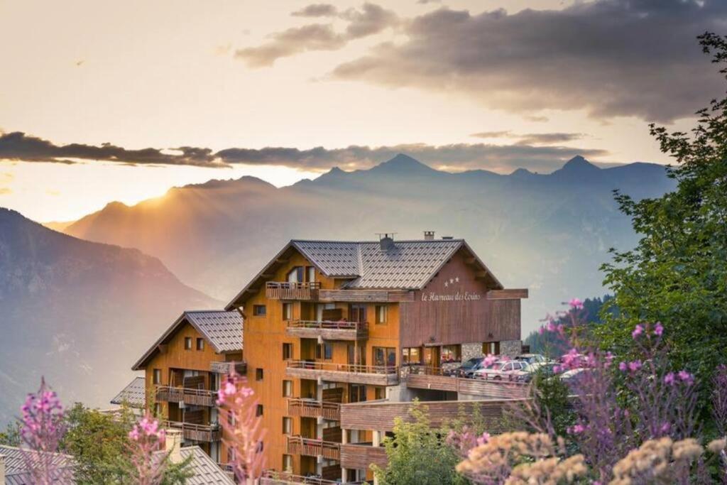 Chalet 4 Pers. Piscine Et Literie Toute Neuve. Puy-Saint-Vincent Kültér fotó